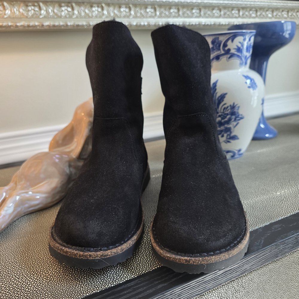 Birkenstock Black Suede Uppsala Shearling Boots - Picture 4 of 8